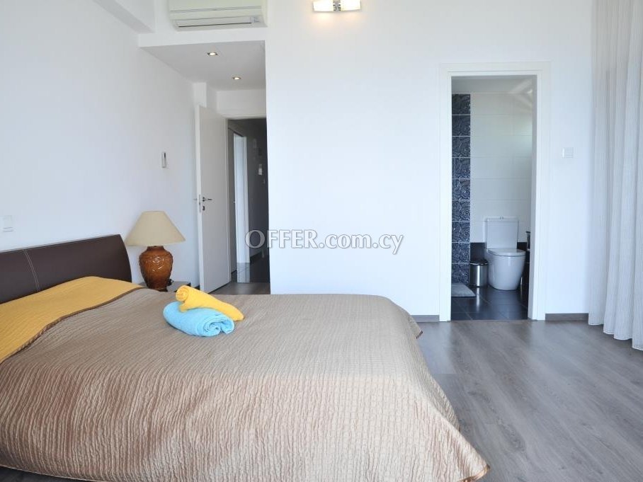Apartment (Flat) in Germasoyia Tourist Area, Limassol for Sale - 3