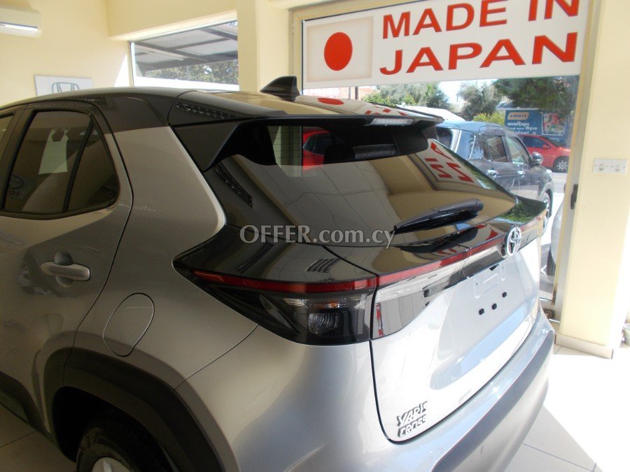 2021 Toyota YARIS CROSS 1.5L Petrol Automatic SUV - 8