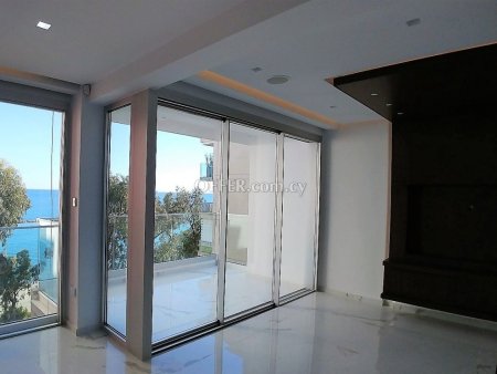 Apartment (Flat) in Agios Tychonas, Limassol for Sale