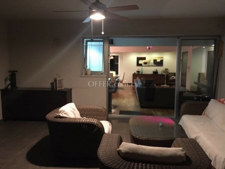 Apartment (Penthouse) in Strovolos, Nicosia for Sale - 1