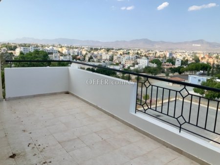 Apartment (Penthouse) in Pallouriotissa, Nicosia for Sale