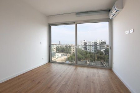 Apartment (Penthouse) in Polemidia (Kato), Limassol for Sale - 1