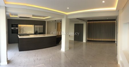 Apartment (Flat) in City Center, Limassol for Sale