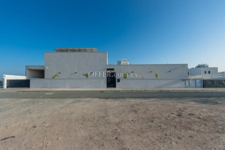 House (Detached) in Germasoyia, Limassol for Sale - Main Photo