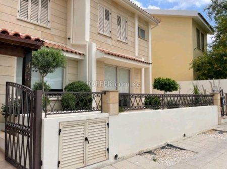 House (Detached) in Strovolos, Nicosia for Sale