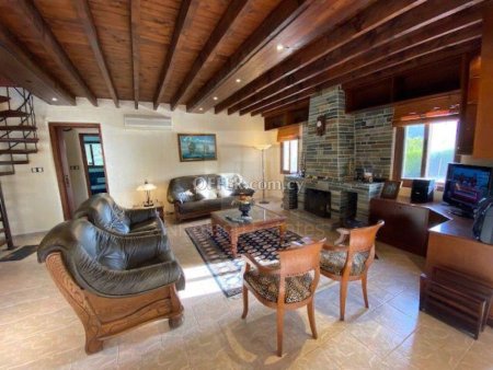 Wonderful four bedroom villa in the forest area of Pissouri - 1