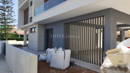 Apartment (Penthouse) in Zakaki, Limassol for Sale - 2