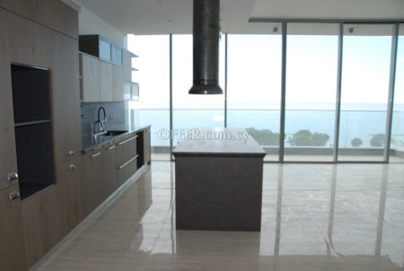 Apartment (Flat) in Germasoyia Tourist Area, Limassol for Sale - 2