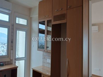 Spacious 3 Bedroom Top Floor Apartment  In Aglantzia, Nicosia - 7