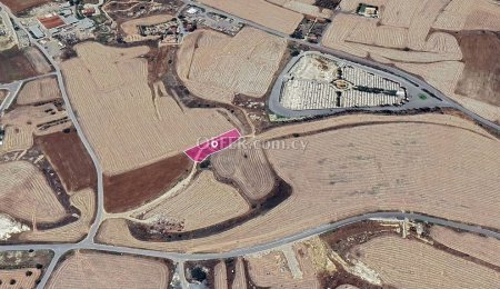 Share Field in Apostolos Loukas Aradippou Larnaca - 2
