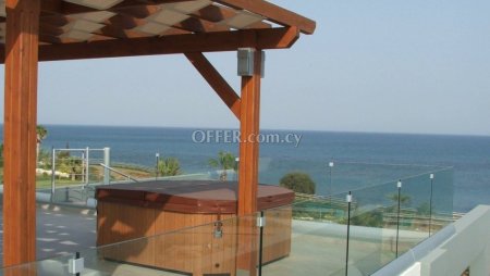 Apartment (Penthouse) in Pervolia, Larnaca for Sale - 7