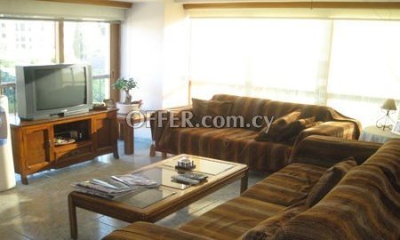 Apartment (Penthouse) in Strovolos, Nicosia for Sale - 3