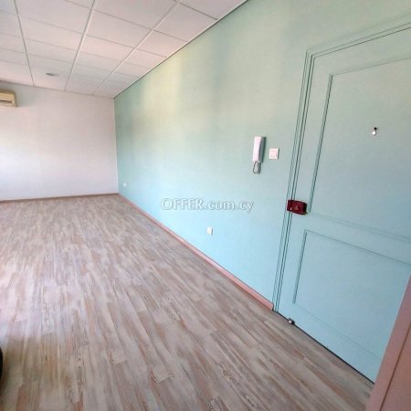 Apartment (Penthouse) in Agioi Omologites, Nicosia for Sale - 3