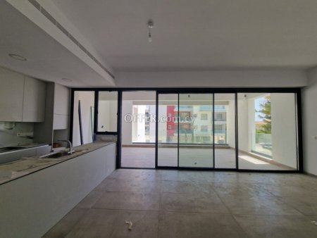 Apartment (Flat) in Mesa Geitonia, Limassol for Sale - 3