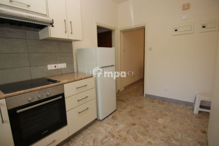 Spacious Apartment In Agios Andreas For Rent - 10