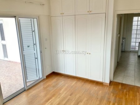 Apartment (Penthouse) in Pallouriotissa, Nicosia for Sale - 5