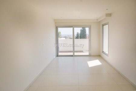 Apartment (Penthouse) in Germasoyia, Limassol for Sale - 4
