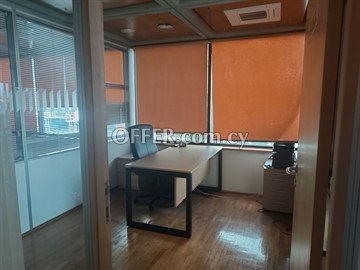 160 sq.m Office  In Athalassas Street, Nicosia - 5