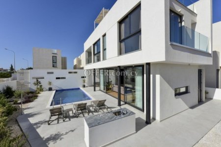 House (Detached) in Pernera, Famagusta for Sale - 4