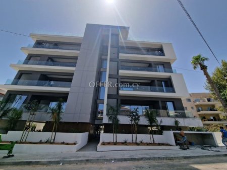 Apartment (Flat) in Mesa Geitonia, Limassol for Sale - 4