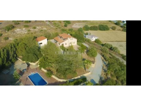 Wonderful four bedroom villa in the forest area of Pissouri - 7