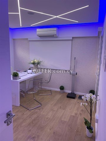 3 Bedroom Apartment/Office  On Kennedy Avenue - 4