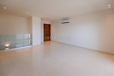 Apartment (Flat) in Germasoyia, Limassol for Sale - 5