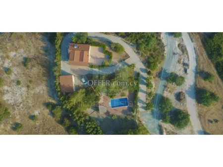 Wonderful four bedroom villa in the forest area of Pissouri - 6