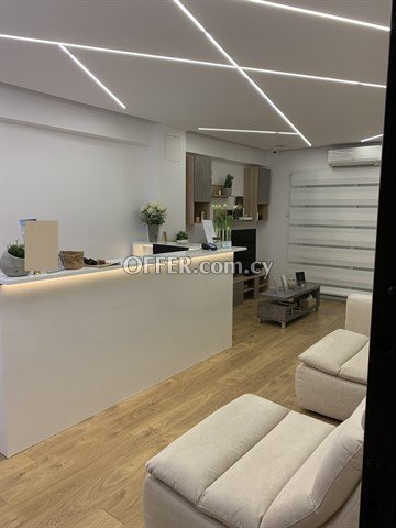3 Bedroom Apartment/Office  On Kennedy Avenue - 5