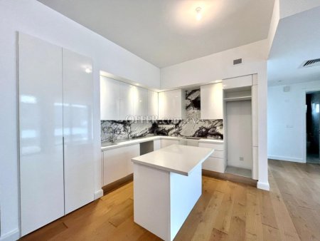 Apartment (Penthouse) in Papas Area, Limassol for Sale - 6