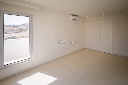 Apartment (Penthouse) in Germasoyia, Limassol for Sale - 4