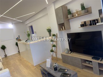 3 Bedroom Apartment/Office  On Kennedy Avenue - 6