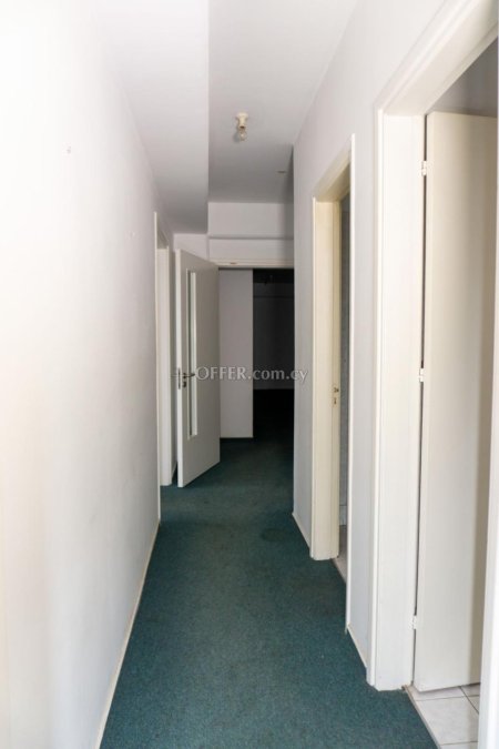 Office for rent in Agioi Omologites Nicosia - 5