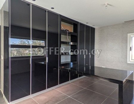 For Sale, Modern Four-Bedroom + Maid’s Room Detached House in Alambra - 8