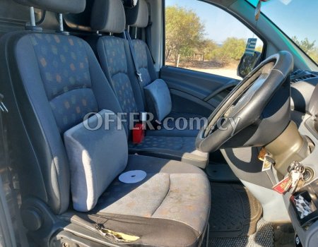 2005 Mercedes Vito 2.0L Diesel Manual Van/Minivan - 9