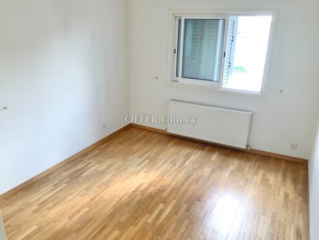 Apartment (Penthouse) in Pallouriotissa, Nicosia for Sale - 2
