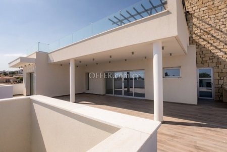 Apartment (Penthouse) in Germasoyia, Limassol for Sale - 7
