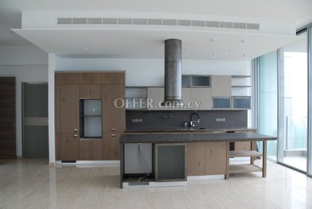 Apartment (Flat) in Germasoyia Tourist Area, Limassol for Sale - 3