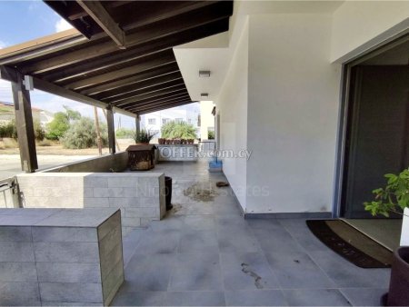 Three bedroom detached house for sale in Latsia - 4