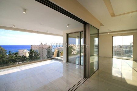 DIO Luxury Apartment  in Germasoyia Tourist Area, Limassol - 8