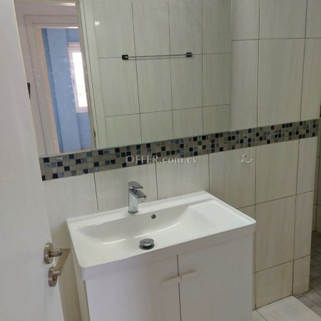 Apartment (Penthouse) in Agioi Omologites, Nicosia for Sale - 8