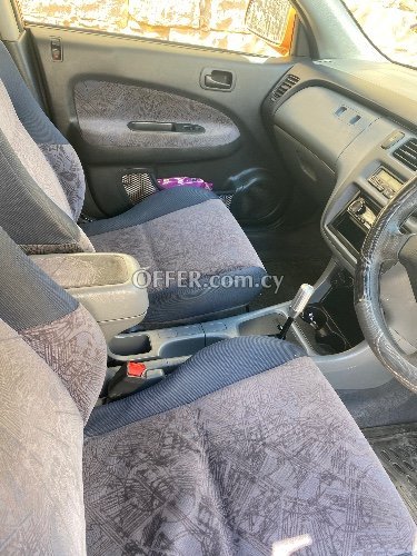 2001 Honda HRV 1.6L Petrol Automatic SUV - 6