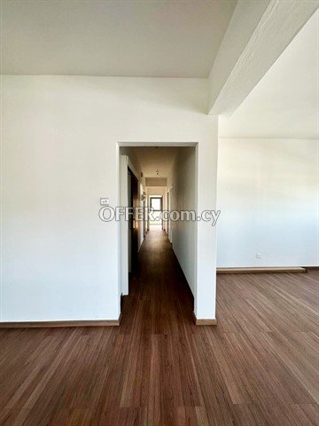 Very Spacious Fully Renovated 3 Bedroom Apartment  Next To Wargaming,  - 1