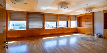 Καινούργιο Πωλείται €330,000 Γραφείο Λευκωσία (κέντρο) Λευκωσία - 1