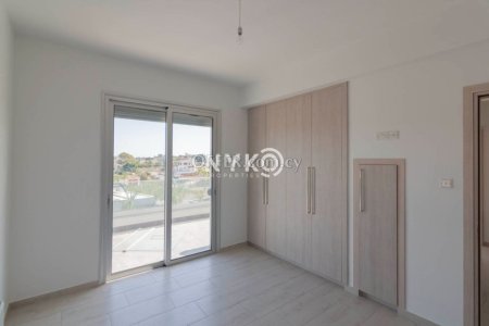 3 bedroom detached house - 16