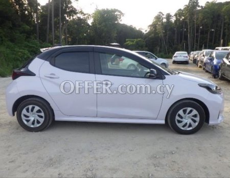 2020 Toyota Yaris 1.5L Petrol Automatic Hatchback - 3