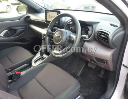 2020 Toyota Yaris 1.5L Petrol Automatic Hatchback - 7