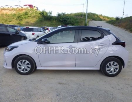 2020 Toyota Yaris 1.5L Petrol Automatic Hatchback - 4