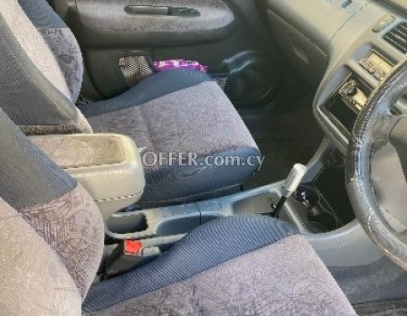 2001 Honda HRV 1.6L Petrol Automatic SUV - 6