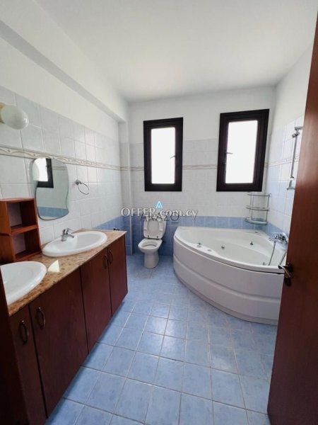 4 Bed House for Rent in Oroklini, Larnaca - 3